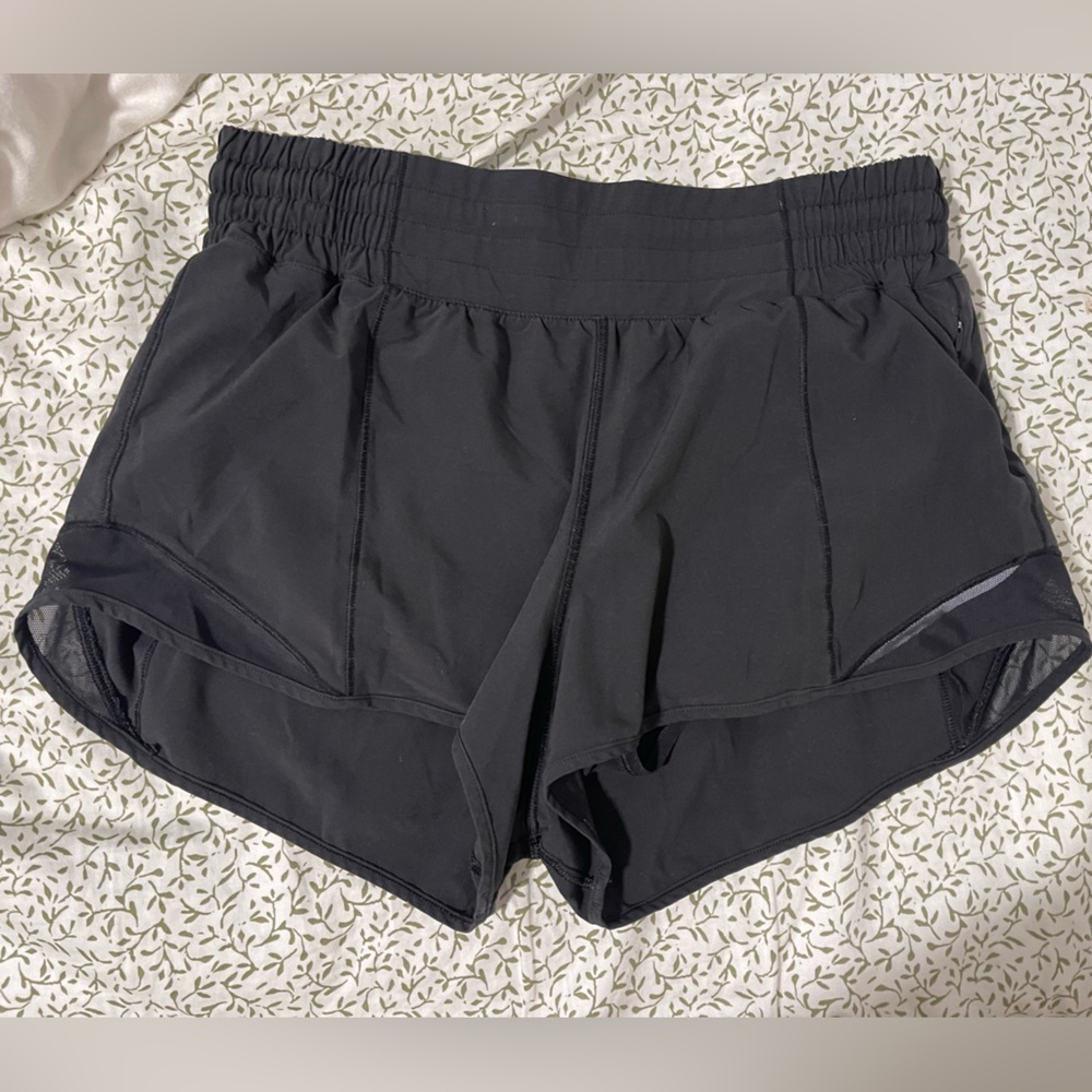 Lululemon hotty hot 2.5 length